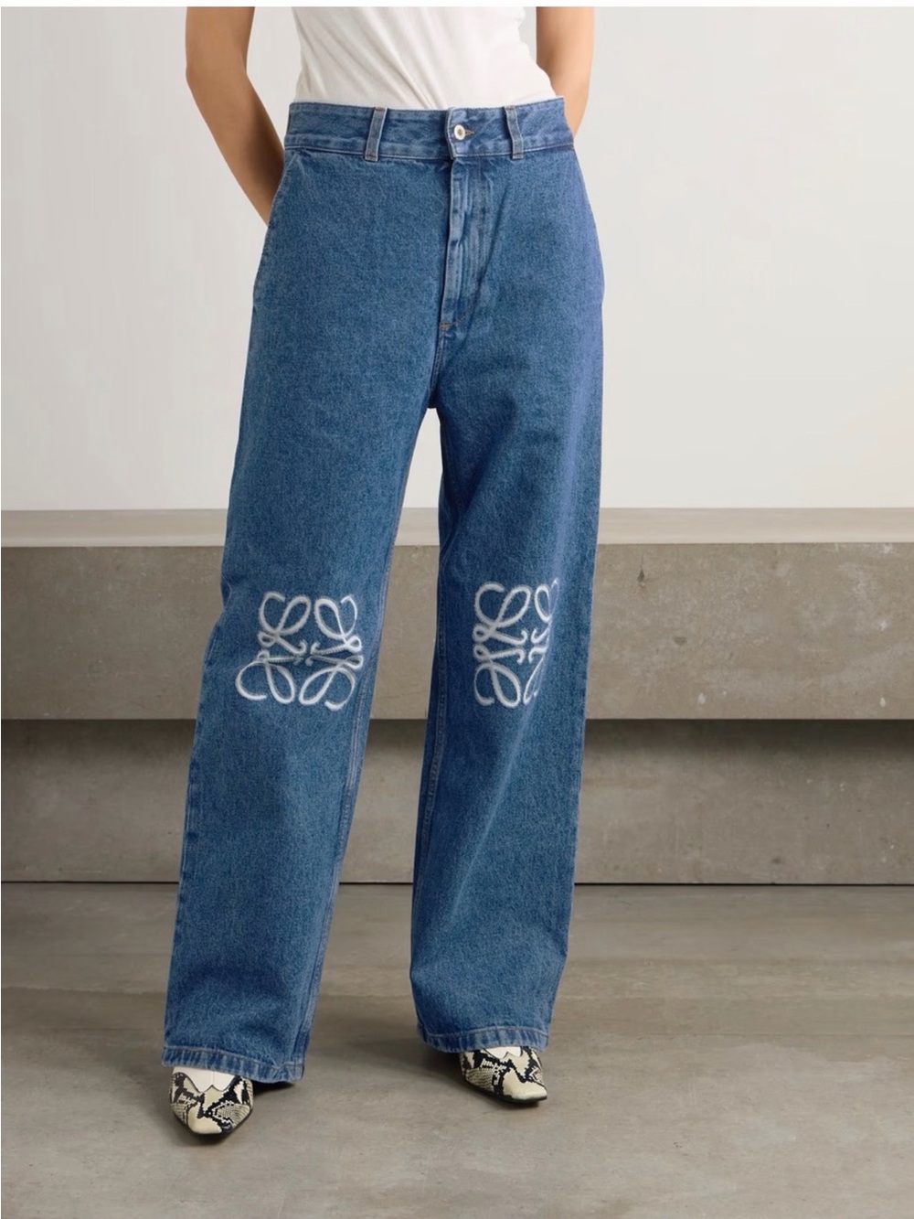 Never worn! Loewe Blue Denim Straight-Leg Jeans with White Embroidered Anagram - Picture 3 of 6